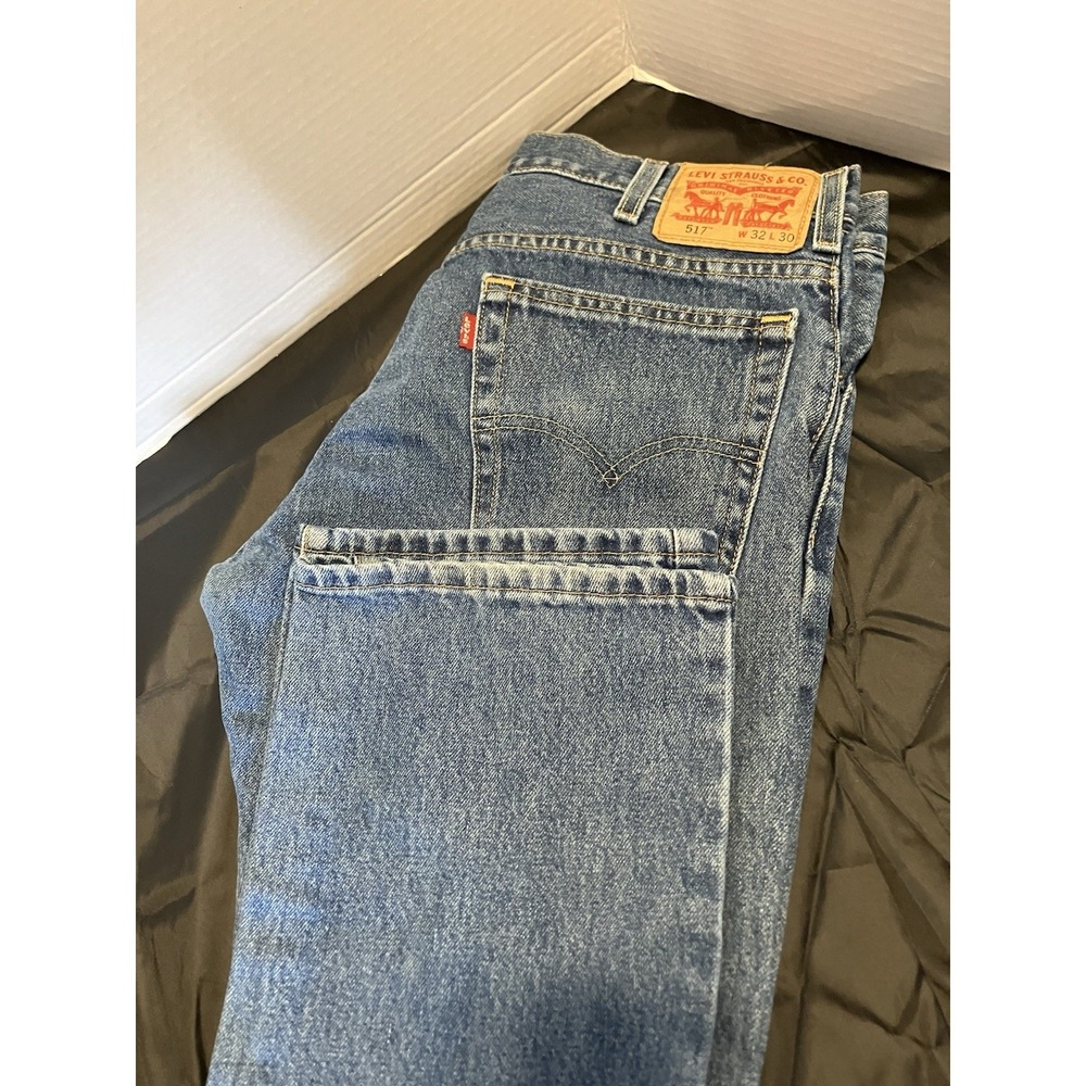 LEVI'S 517™ Bootcut Men's Jeans Medium Wash denim 32 x 30 Non Stretch NWOT